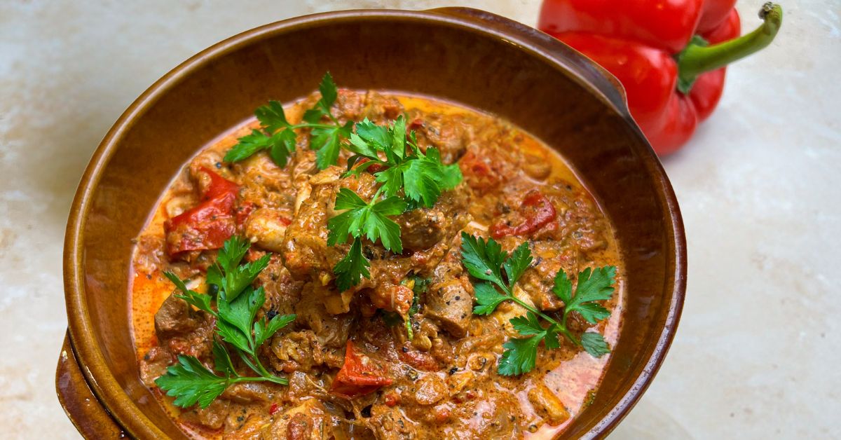 Slow Cooker Creamy Paprika Chicken (Slow Cooker Club Exclusive)